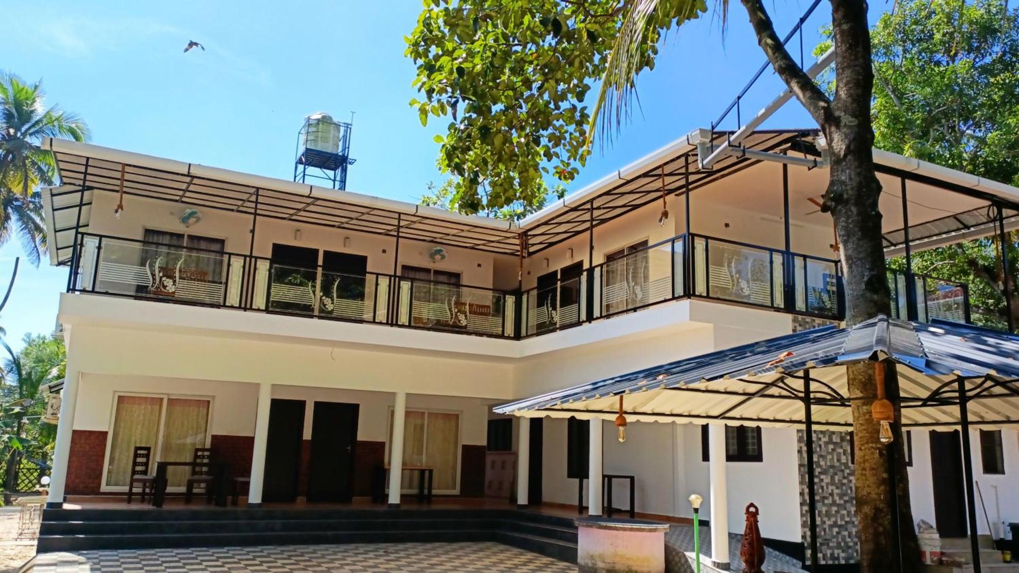 Koshy'S Beach Front Homestay マラリクラム エクステリア 写真